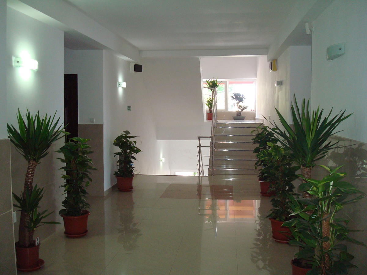 Hotel Prestige Costinesti Exterior photo